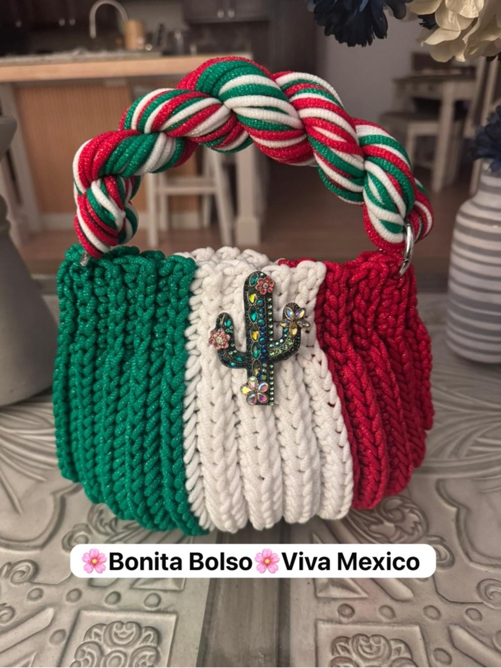 Bonita Bolso Handcrafted Tricolor Knit Tote Bag - Green White Red by Yvonne